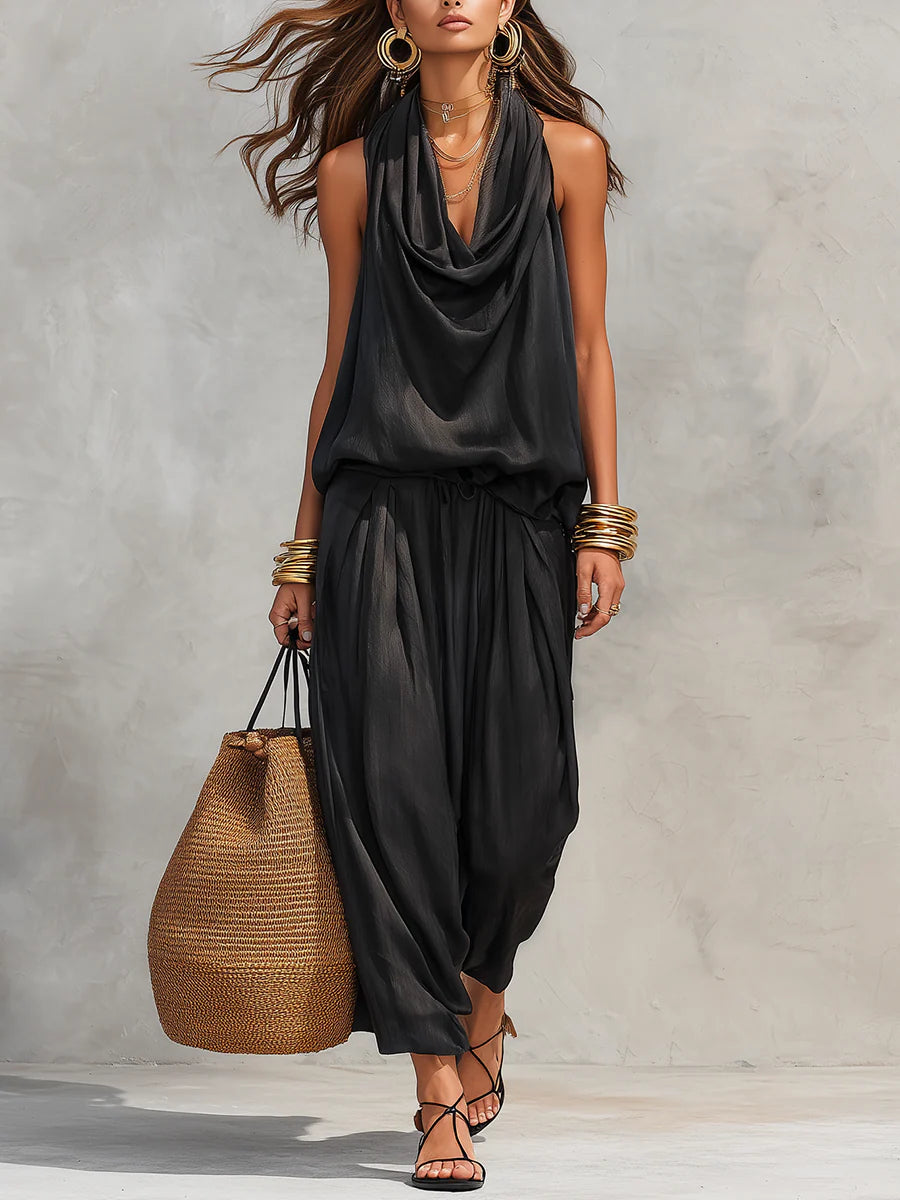 Completo Serena composto da top all'americana e pantaloni a pieghe