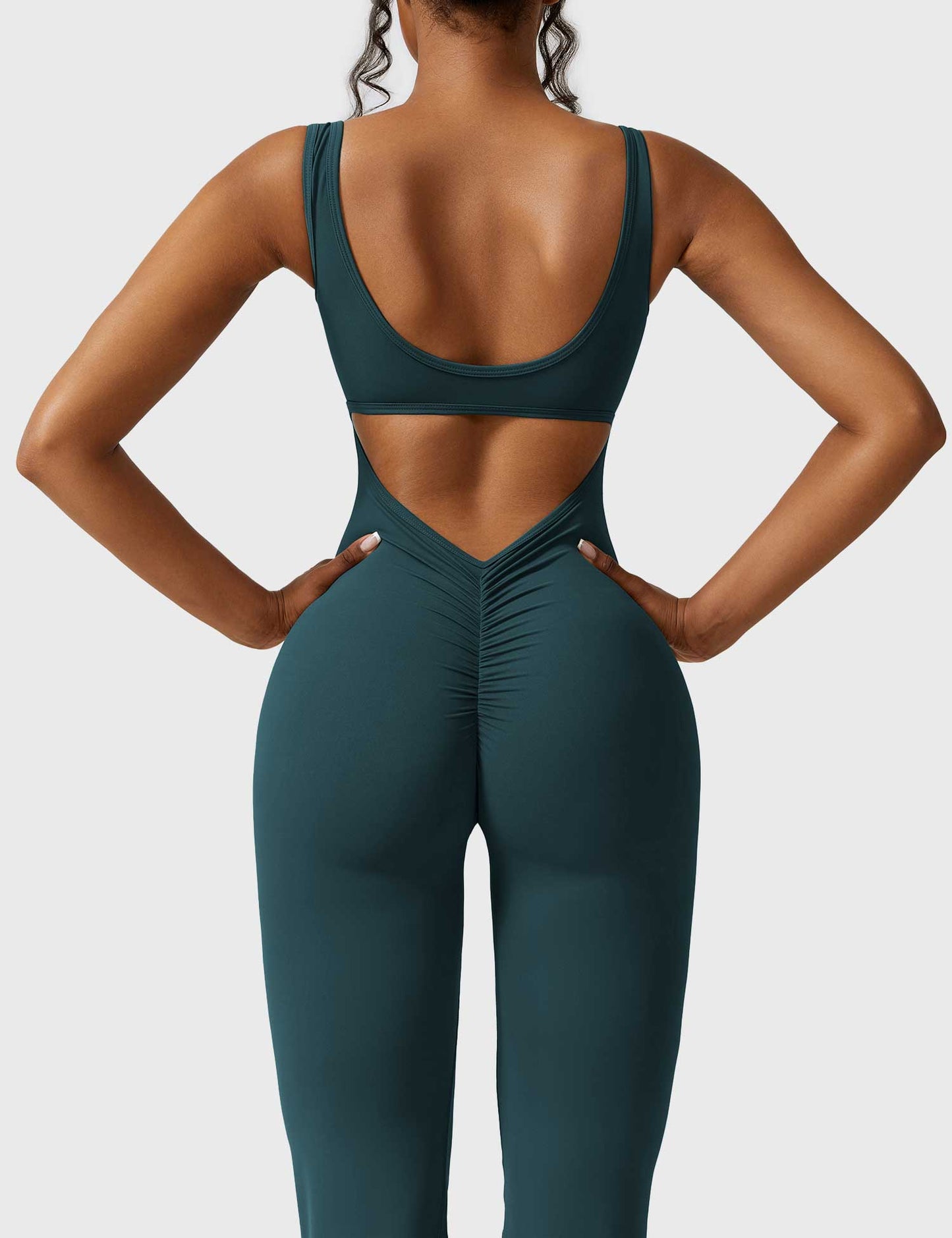 Yeoreo Lizvette Jumpsuit mit V-Rücken