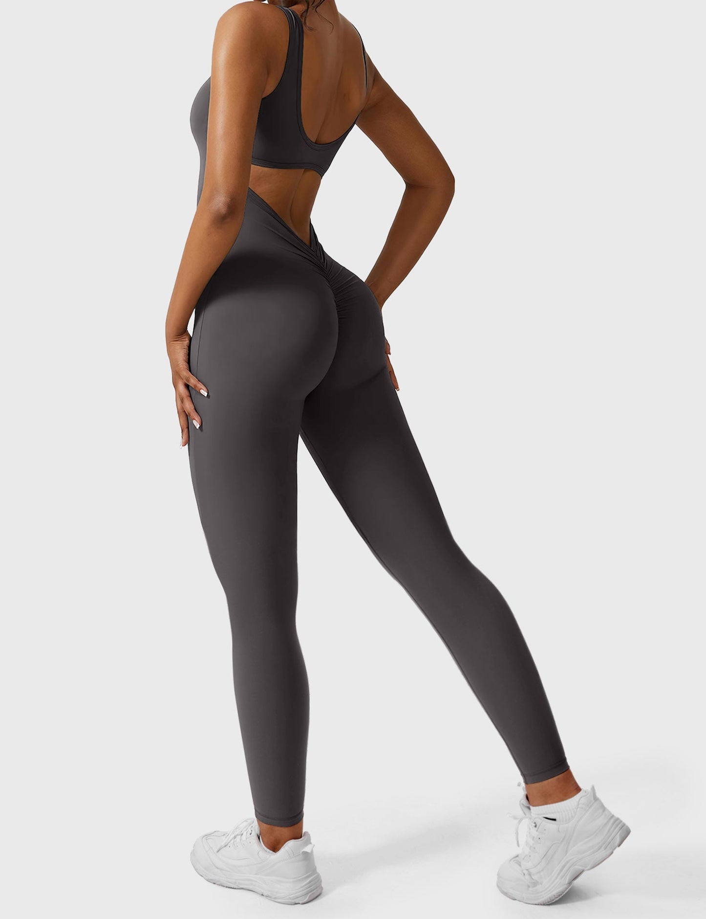 Yeoreo Lizvette Jumpsuit mit V-Rücken