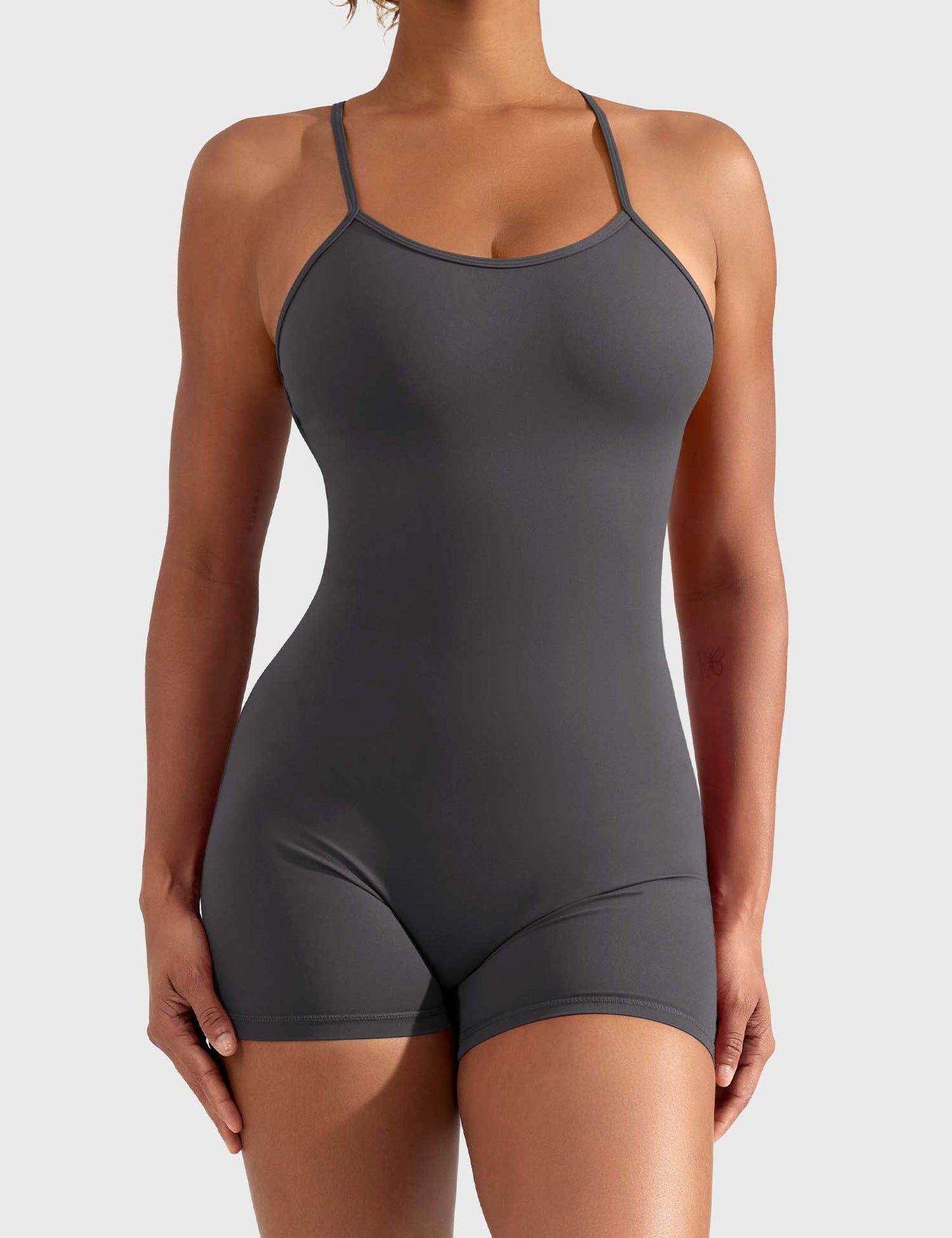 Yeoreo Liza V-Rücken Romper