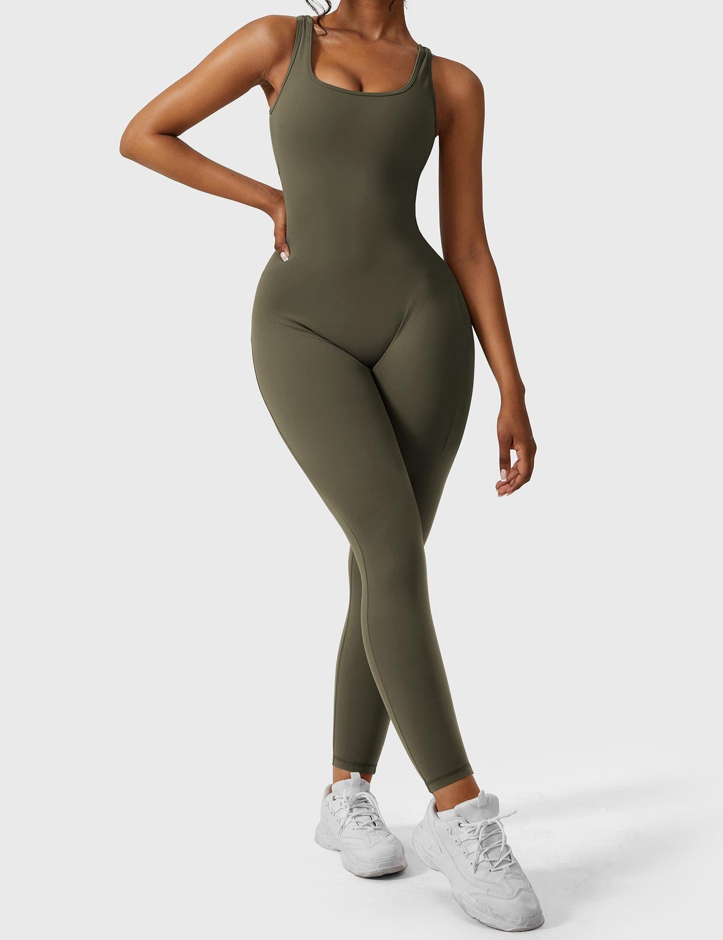 Yeoreo Lizvette Jumpsuit mit V-Rücken