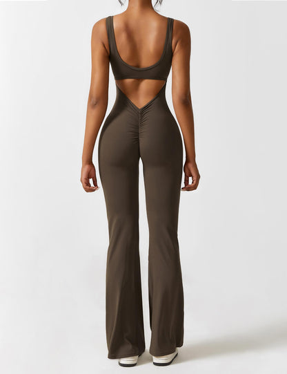 Yeoreo Lizvette Flared Jumpsuit mit V-Rücken
