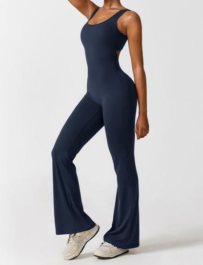 Yeoreo Lizvette Flared Jumpsuit mit V-Rücken