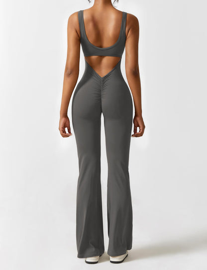 Yeoreo Lizvette Flared Jumpsuit mit V-Rücken