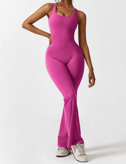 Yeoreo Lizvette Flared Jumpsuit mit V-Rücken