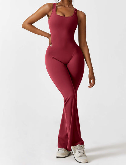 Yeoreo Lizvette Flared Jumpsuit mit V-Rücken