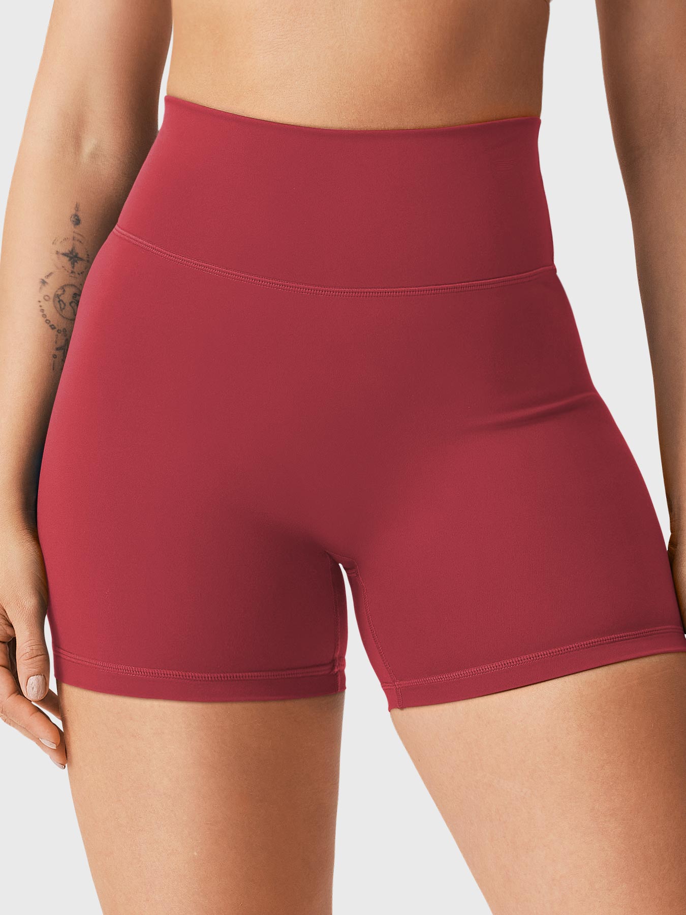 Yeoreo Craze 4.5" Scrunch Shorts