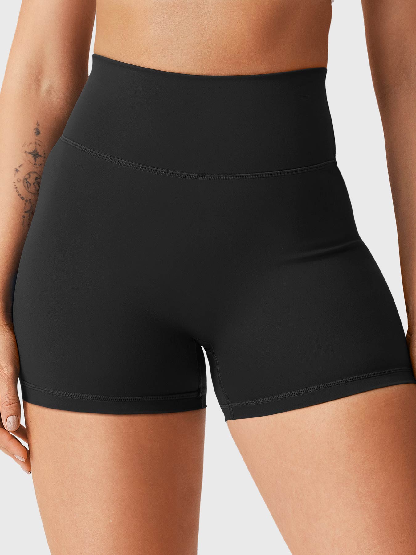 Yeoreo Craze 3.6" Scrunch Shorts