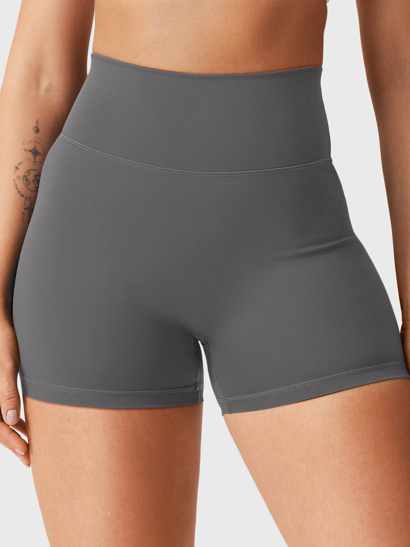 Yeoreo Craze 3.6" Scrunch Shorts