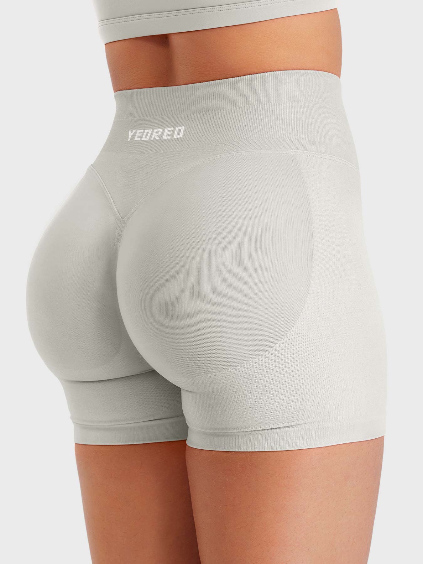 Yeoreo Baderiy 4,5" Verbesserte Nahtlose Shorts