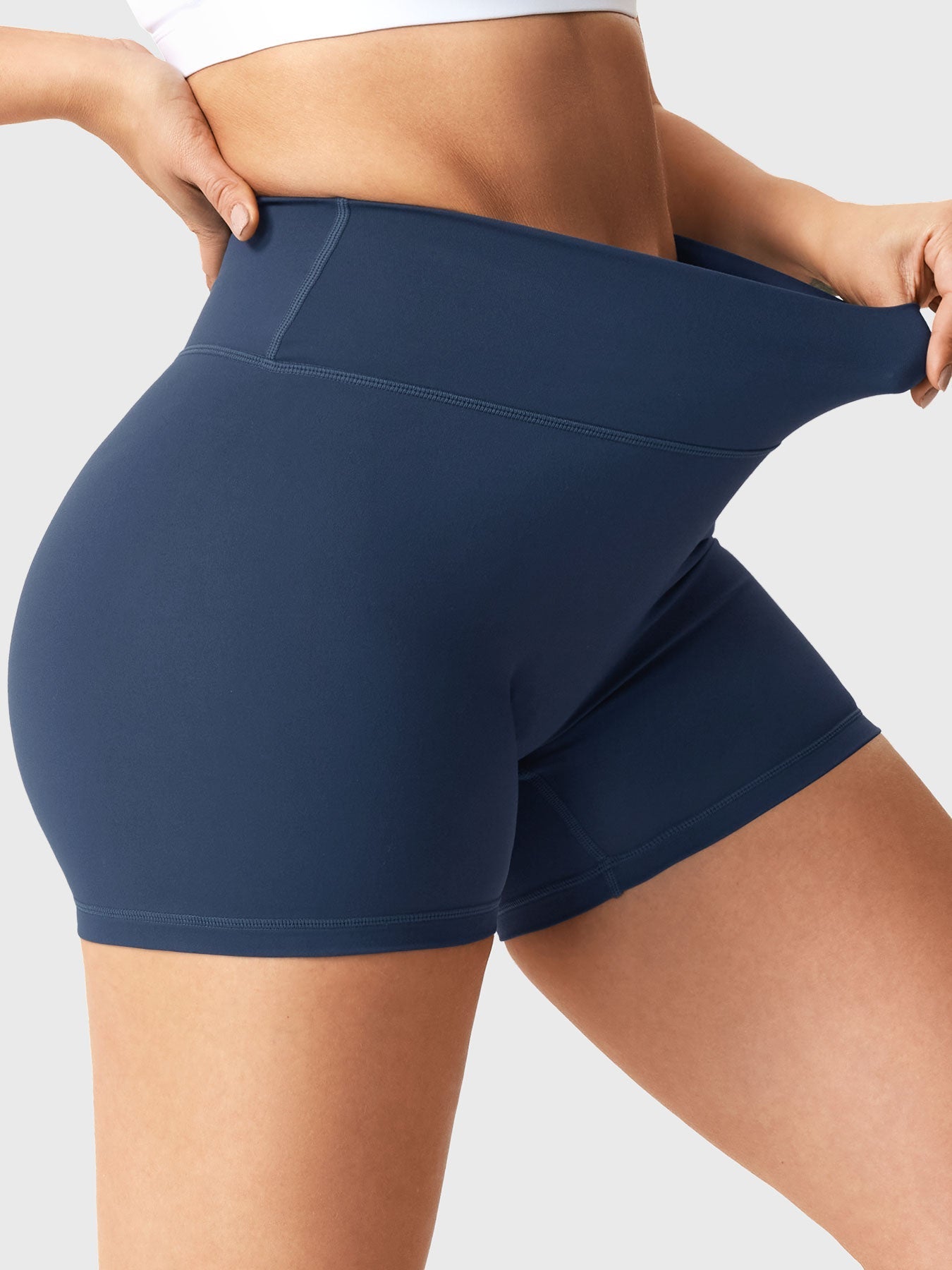 Yeoreo Craze 3.6" Scrunch Shorts
