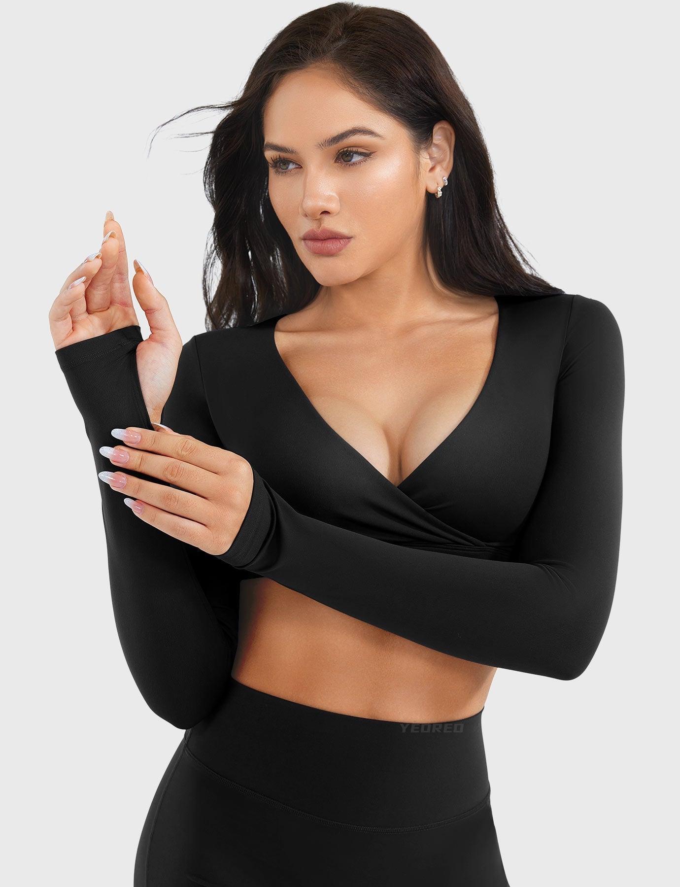 Yeoreo Aberney V-Ausschnitt Crop Top