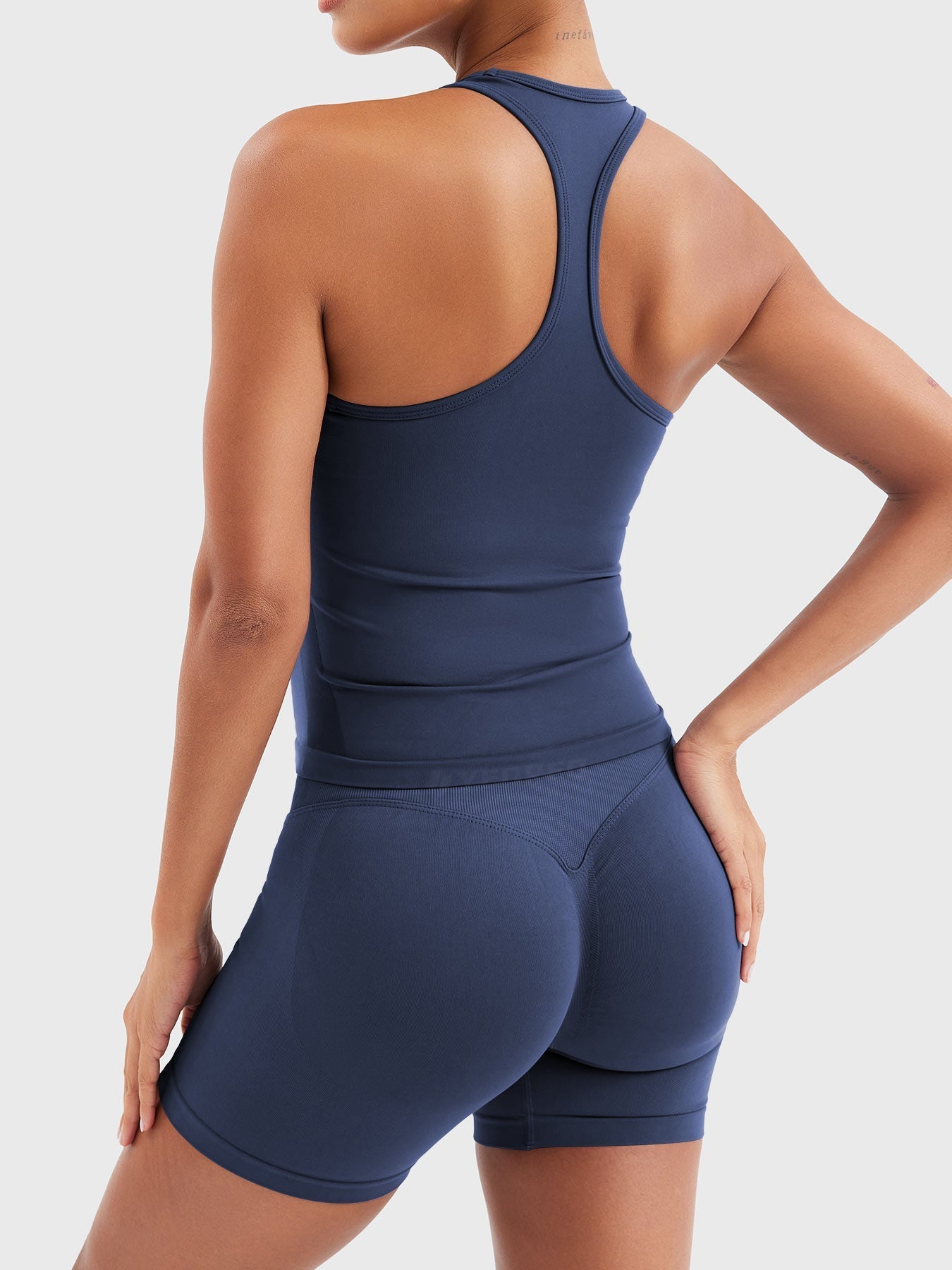 Yeoreo Esteile Seamless Racerback Tank