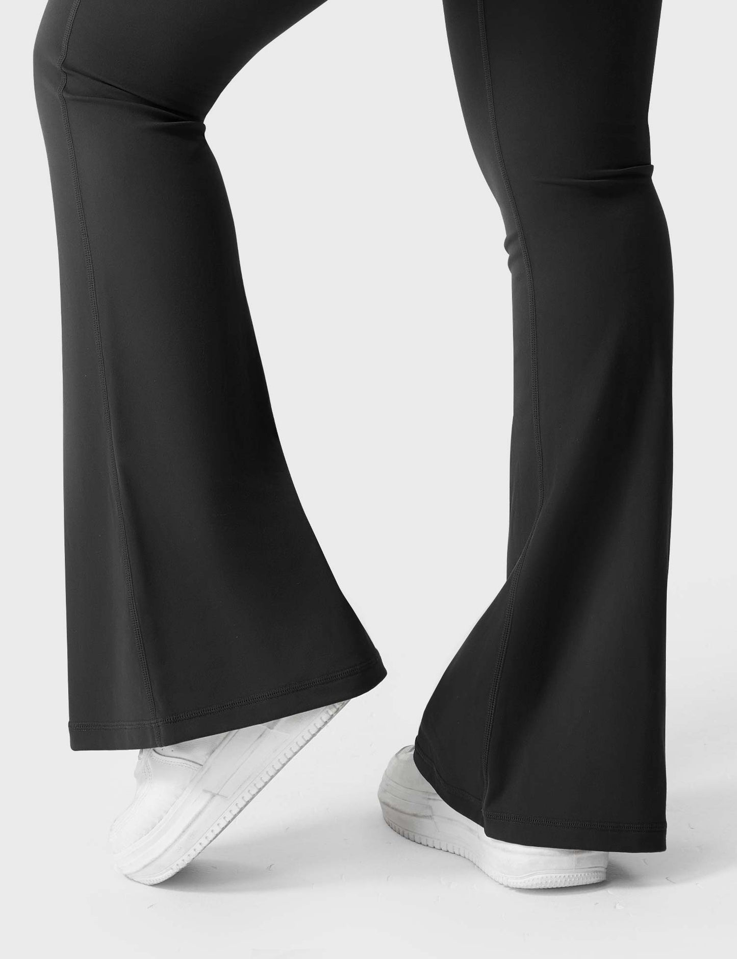 Yeoreo Brittany CoreFlex™ 31,5" Flared Leggings