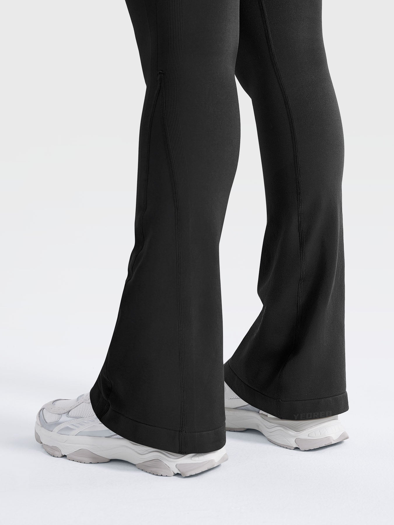 Yeoreo Lilliean 29,5" Mini Flared Leggings