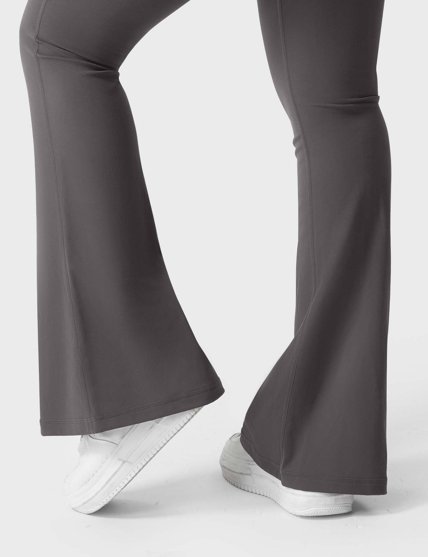Yeoreo Brittany CoreFlex™ 31,5" Flared Leggings
