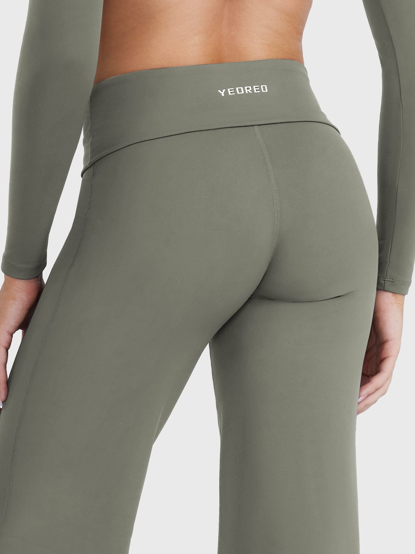 Yeoreo Eddiy 31,5" Faltbare Leggings mit geradem Bein